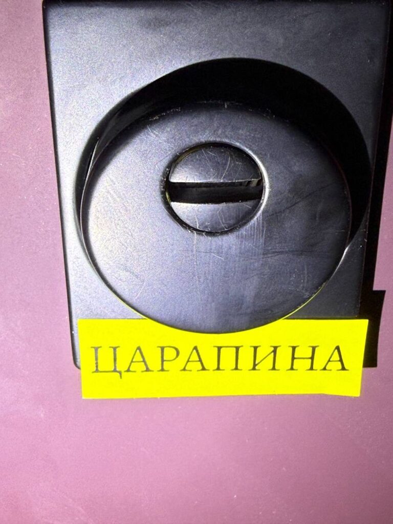 Царапины на замке входной двери — ЖК Елизаветинский